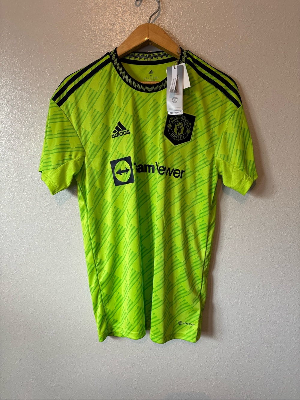 NWT Manchester United third jersey